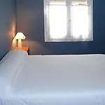 Russafa Youth Hostel