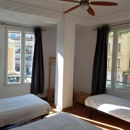 Hostel Russafa Youth