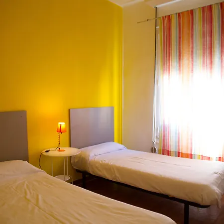 Russafa Youth Hostel