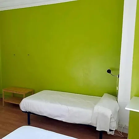 Russafa Youth Hostel Valensiya