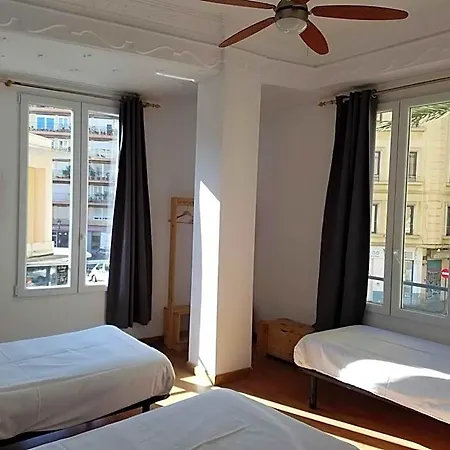 Russafa Youth Hostel Valensiya