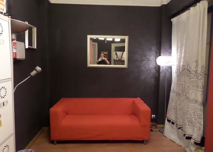 Hostel Russafa Youth