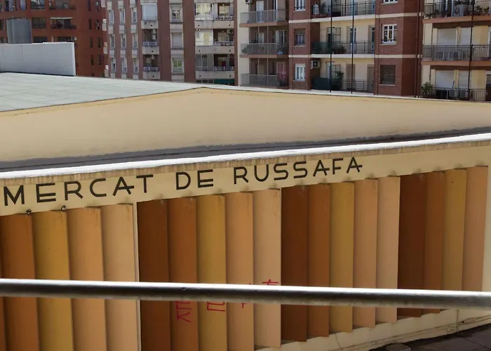 Russafa Youth Хостел *